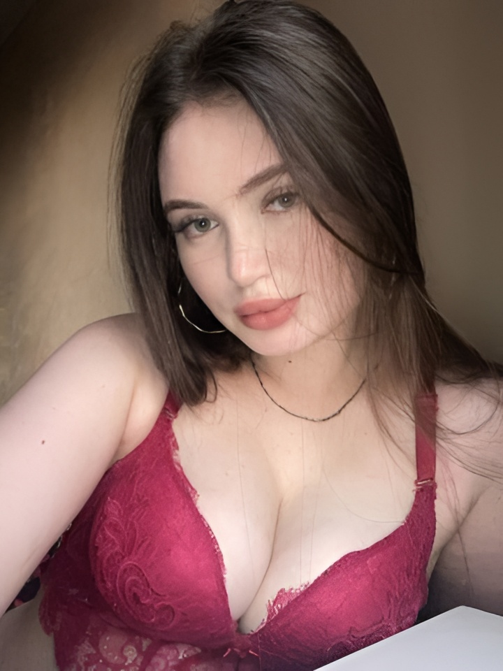 Софа привлекальеная девушка из Белокурихи цена от 2000 руб