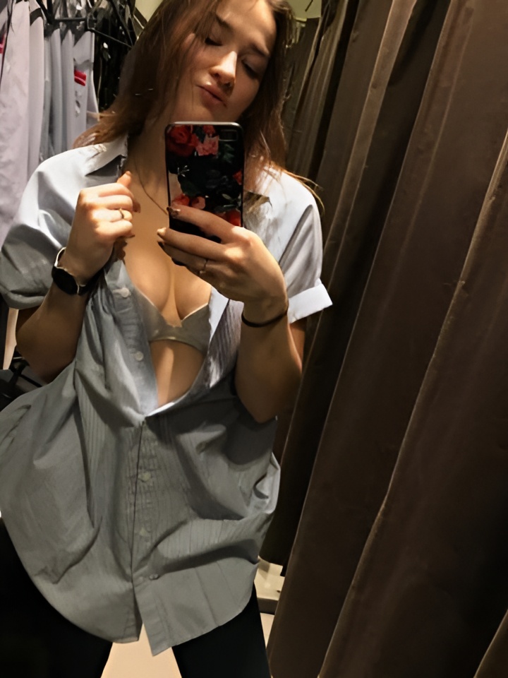 Индивидуалка Олечка, доступна для личного знакомства от 2000 руб