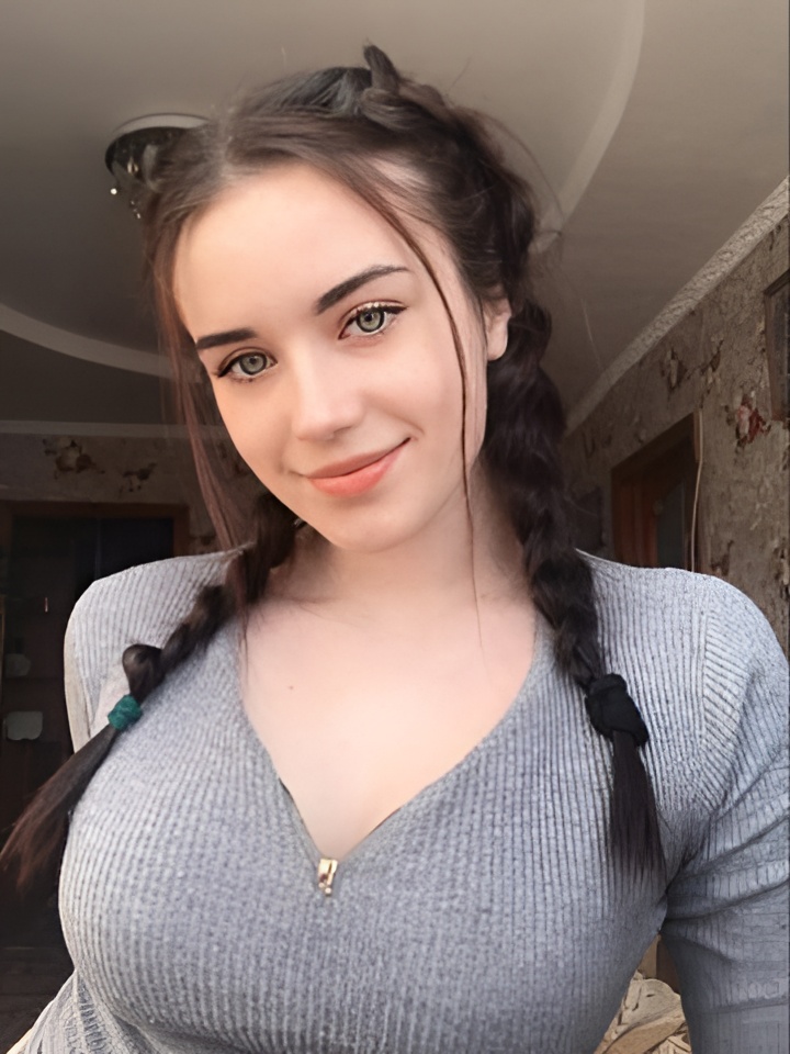 Индивидуалка Слава, доступна для личного знакомства от 2000 руб