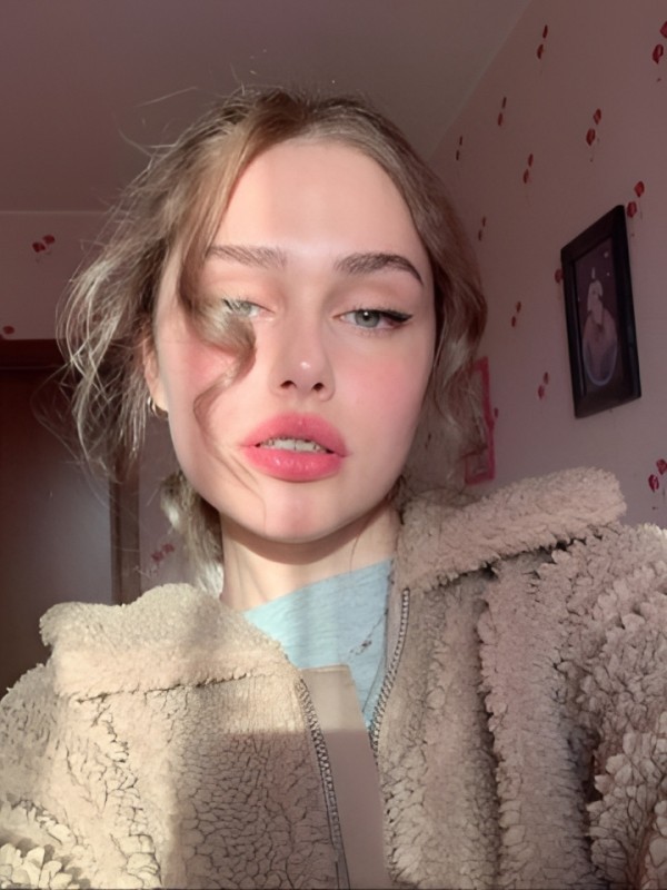 Елизавета привлекательная девушка из Белокурихи цена от 10000 руб