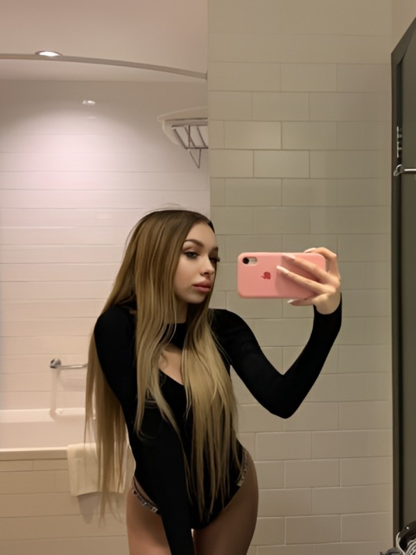 Рената привлекательная девушка из Белокурихи цена от 2000 руб