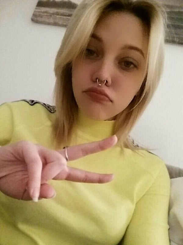 Оля привлекательная девушка из Белокурихи цена от 3500 руб